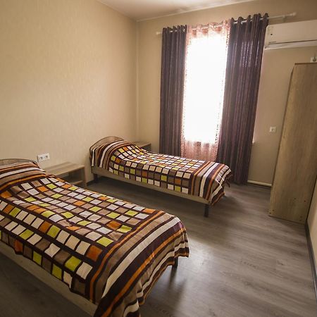 Hostel ESAL Osh Buitenkant foto