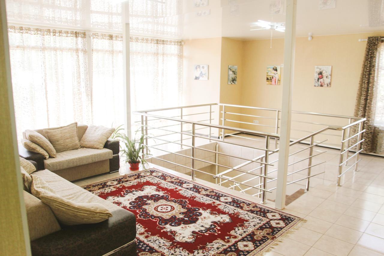 Hostel ESAL Osh Buitenkant foto